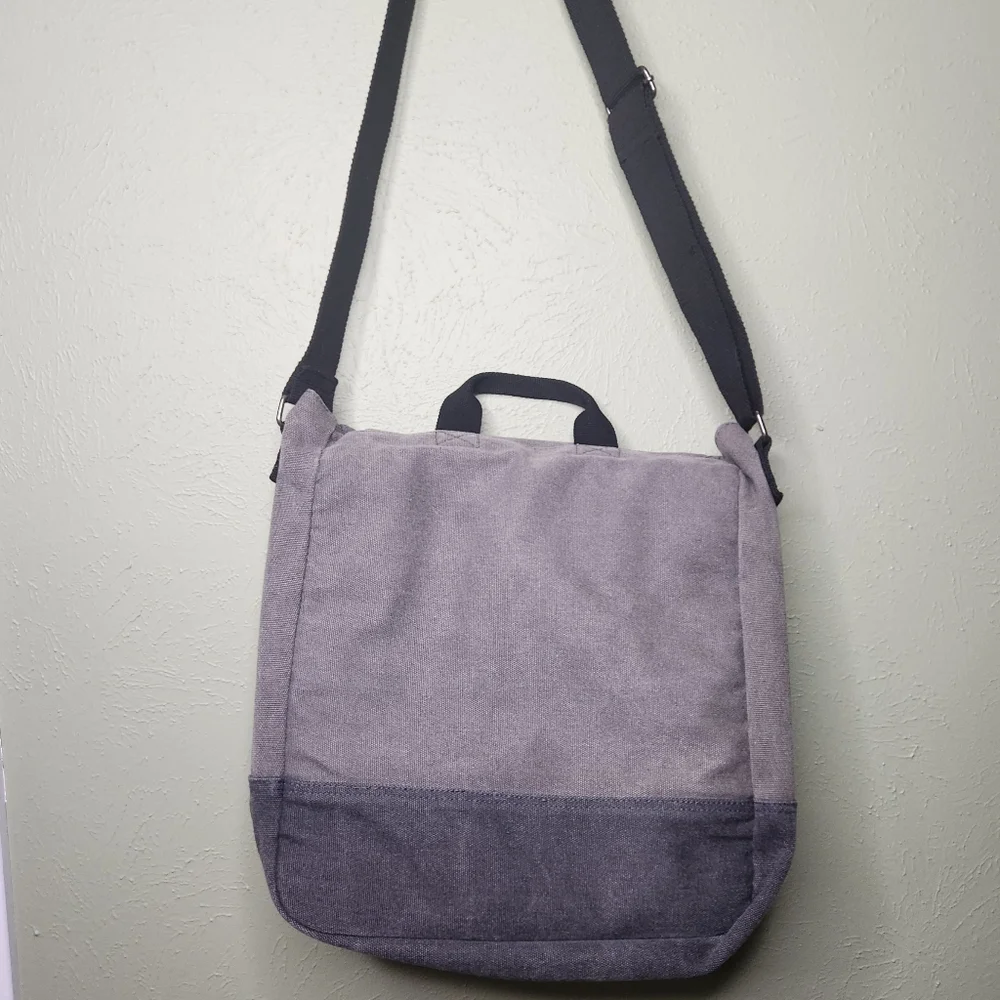 Levi's Canvas Laptop Large Messenger Bag Gray Black Y2K
